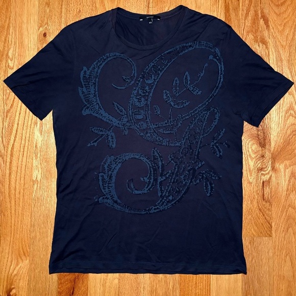 Gucci Other - Gucci Script G Logo Tshirt 🔥